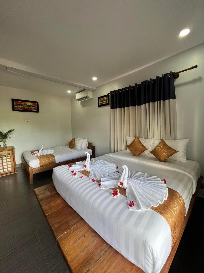 The Moon Kampot Boutique Hotel Exterior foto