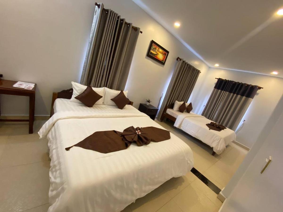The Moon Kampot Boutique Hotel Exterior foto